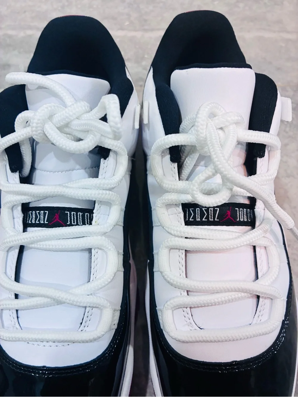 Air Jordan 11 low Chicago